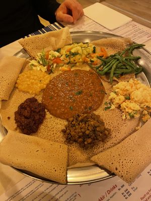 Vegetarian combination  at Minilik in Fludir