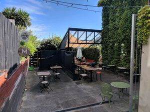 lovely hideaway at Mondays in Auckland