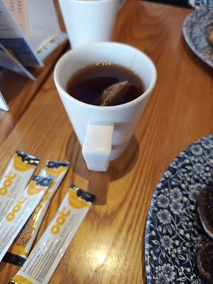 Tea at The Bright Helm - JD Wetherspoon in Brighton