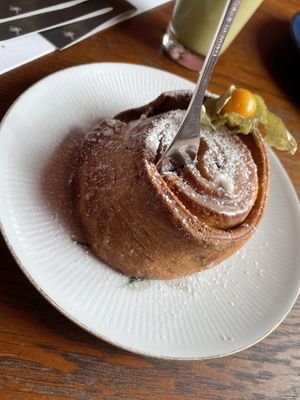 Vegane Zimtschnecke  at Wunschlos Gluecklich in Wurzburg