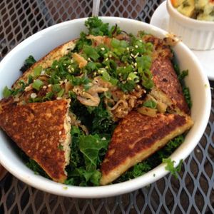 kale super bowl at Native Foods in Happy Valley