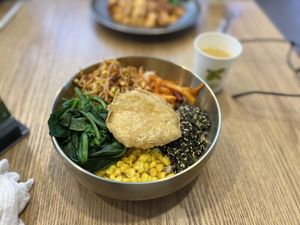  at SUSU 粟粟 疏食料里 in Beijing
