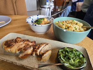 Baked rice with vegs, tofu sam khrua and seared mushroom at YUSU in Ghent