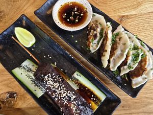 Seitan yakitori and dumplings at YUSU in Ghent
