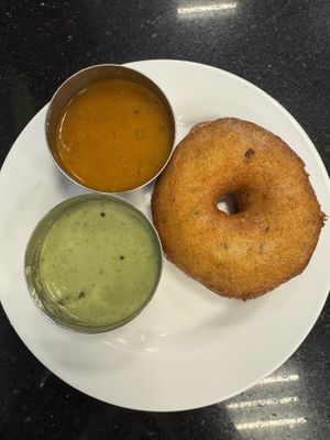 Medu Vada with Sambhar and Chutney   at MTR in Central Singapore