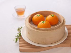大橘大利包Dough sculpture of clementine  at Good Bridge 虹桥素坊 in Shanghai
