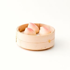 仙桃包Dough sculpture of peach at Good Bridge 虹桥素坊 in Shanghai