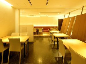 Restaurant interior at Kumeya - 讃岐うどんとしゃぶしゃぶ 粂屋 in Osaka