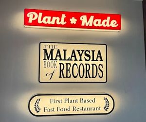 USPs at Rightside Fast Food @ Kota Damansara in Selangor