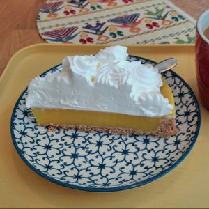 Vegan lemon tart at Cafè Karalis - Sardinialainen caffetteria in Pirkanmaa