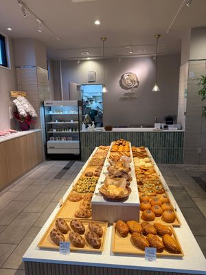 ヴィーガンパン専門店 at MERCY Vegan Bakery in Kyoto