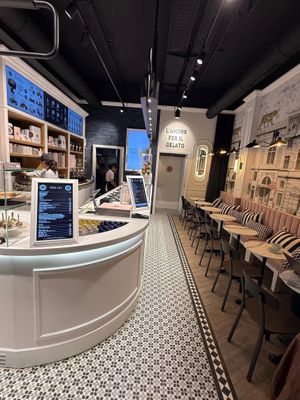 free Wi-Fi  at LA DOLCERIA aROMA AM TACHELES in Berlin