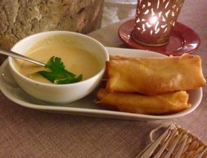 Spring rolls with tahini and peanut sauce at Jardim dos Sentidos in Lisbon
