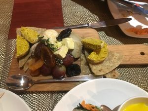 vegan cheese plate  at Jardim dos Sentidos in Lisbon