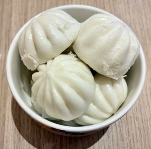 Taro bao at Kaleidoscope in Dubai