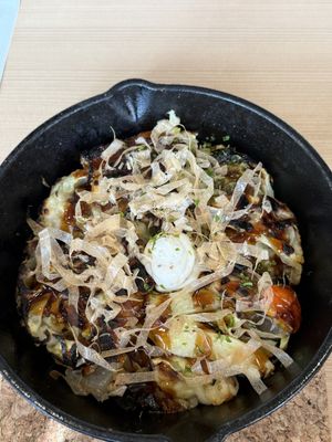 Tomato Okonomiyaki   at Vegan Nation in Fujikawaguchiko