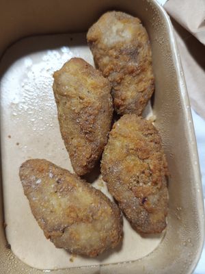 Vegan naked chicken wings at Patty & Bun - Liverpool Street in London