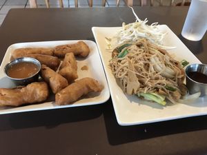 Pad Thai and Tofu ‘chicken’ fingers at My Thai Vegan Cafe in Boston