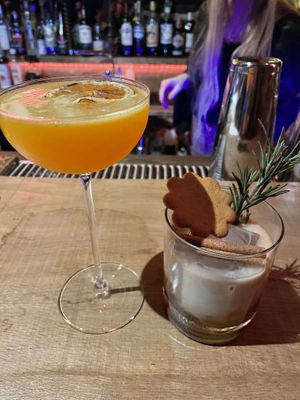 Vegan winter coctails. One Saffranssate and one Vintergrahn.   at Galdr's Krypta in Stockholm