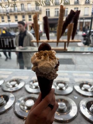  at LaCrèma  in Paris