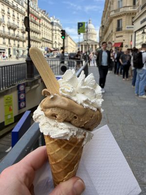 Hazelnut and vanillaa  at LaCrèma  in Paris