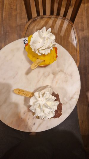  at LaCrèma  in Paris