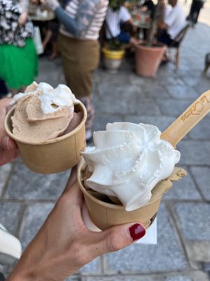  at LaCrèma  in Paris