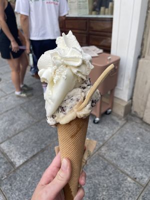   at LaCrèma  in Paris