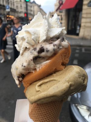 Cookie dought and chocolate brownie / abricot-vanilla-almond / pistachio  at LaCrèma  in Paris