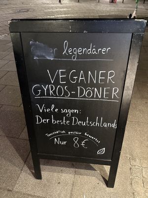 Veganer Gyros Döner  at Apple & Eve Vegan und tierisch lecker in Bremen