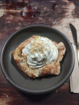 Fastelavnsbolle with aquafaba cream at Café Ojo in Odense
