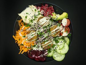 Bowl „Falafunken“ (vegan) at Vibez Bowlsbar in Donaueschingen