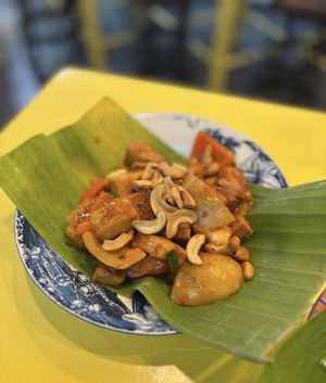 Tofu cashew nut  at Shamballa Somtam in Bangkok