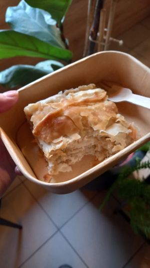 apple strudel at Zdravica & Kavica - Martinovka in Zagreb
