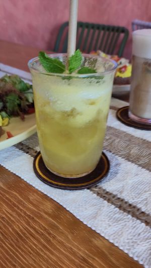 Fresh juice without sugar at La Solana Coffee - Brunch - Eatery - Work space in Hoi An