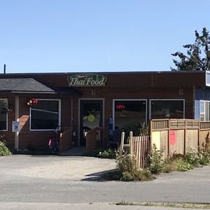 New location facade at Vida's Thai Food in Homer