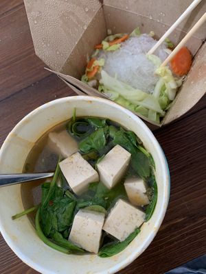 Takeaway Suki Yaki noodle at Vida's Thai Food in Homer