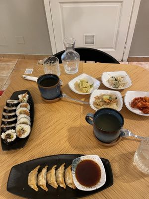 Vegetable dumplings and tofu kimbap   at Mamy in Prague