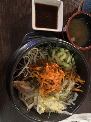 bibimbap with radishes   at Mamy in Prague