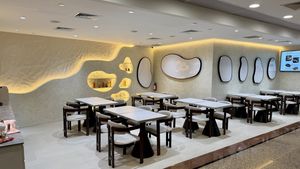 Dining area  at 3WAY Soul Cafe in Central Singapore