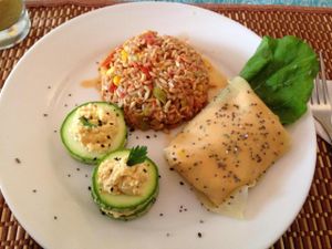 Chaski fest raw menu: oat risotto with dried tomatoes and olives, zucchini with hummus, cannelloni with sunflower seed cheese. at Govindas' Natural - Vrinda in Sao Paulo