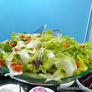Folhas verdes orgânicas. at Vegg's Restaurante in Sao Paulo