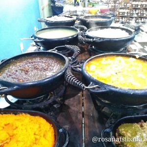 Buffet com uma variedade de comida. Tudo vegano. 😋 at Vegg's Restaurante in Sao Paulo