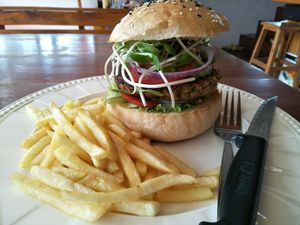 burger at TTK Restaurant in Pai