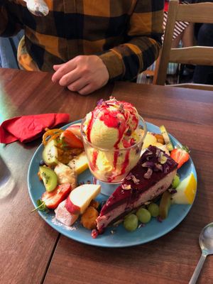 Dessert platter  at Persepolis - Snackistan in South East London