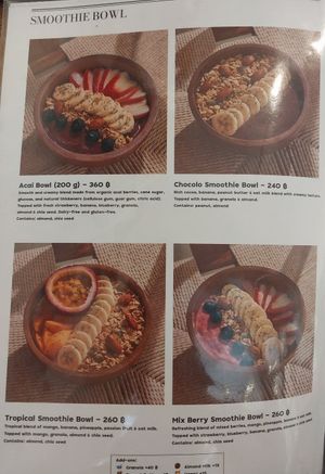 Smoothie bowl menu at Adlib Cafe & Vinyl Samui in Surat Thani