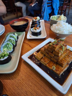 Tasty teriyaki tofu tower at Tomo in Arcata