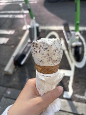 freckled mint chocolate chip   at Salt & Straw - Pike & 1st in Seattle