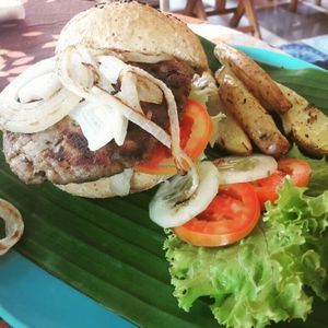Vegan Mushroom burger at Art in Chai in Pai