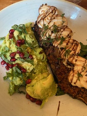 Georgian   at Daluma in Berlin